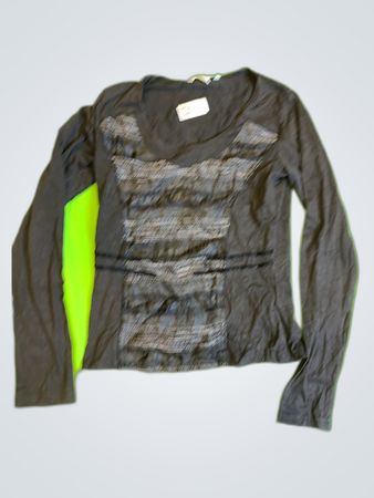 Long Sleeve Gray Shirt