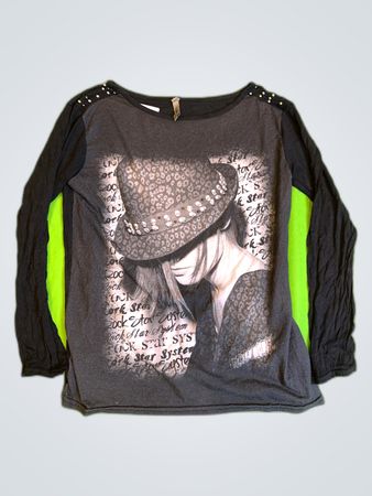SPOT Graphic Long Sleeve Shirt