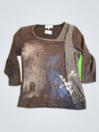 Brown Long Sleeve Top with Floral Accent