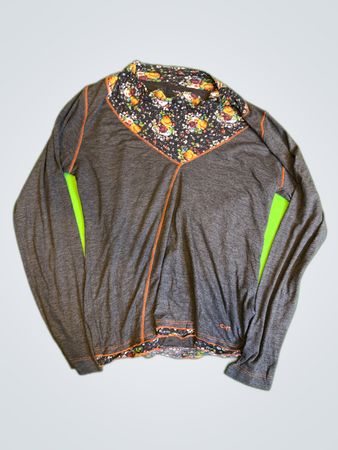 Gray Long-Sleeve Top with Floral Accents