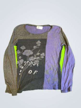 Long Sleeve Graphic T-Shirt