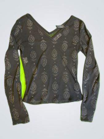 Nemo Black Paisley Long Sleeve V-Neck Top