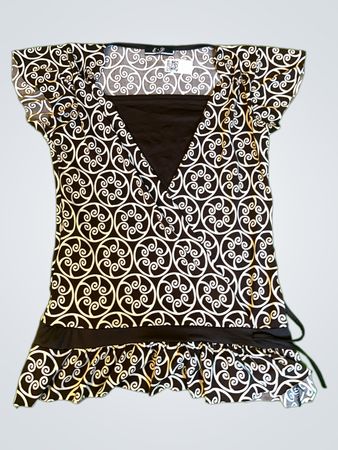 E.L Paris Bib