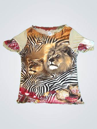 T-Shirt with Lion and Zebra Design