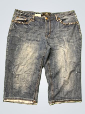 C¦O Woman Denim Shorts