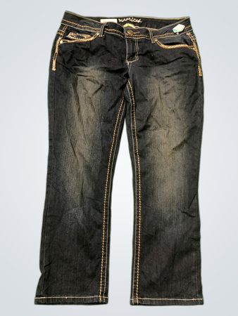 Maurices Cropped Jeans