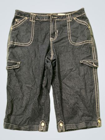 Cato Women's Cargo Capri Pants
