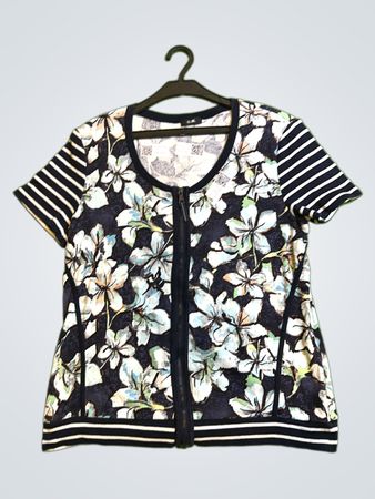 Floral Zippered Top