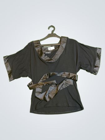 Orsay schwarze Bluse mit Satinbesatz