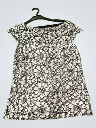 Durchsichtiges Spitzenkleid