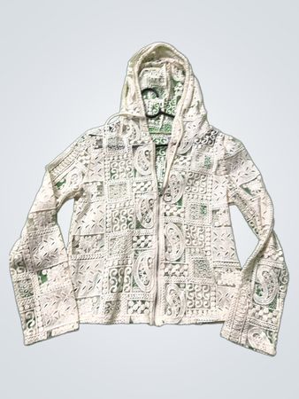  gehäkelte Kapuzenjacke