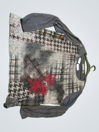 Graues Langarmhemd mit kariertem und floralen Design