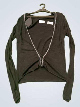 KOOKAI Black Long-Sleeve Top