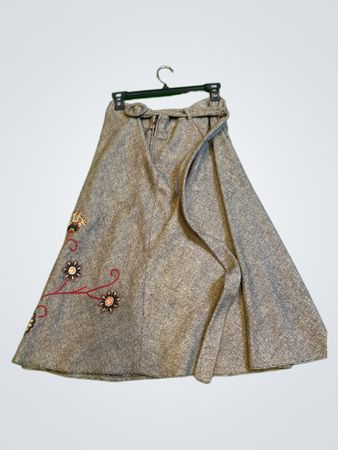 CHICC Bestickter Wollrock