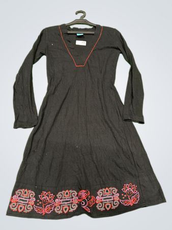 Ipanema Schwarzes Besticktes Kleid