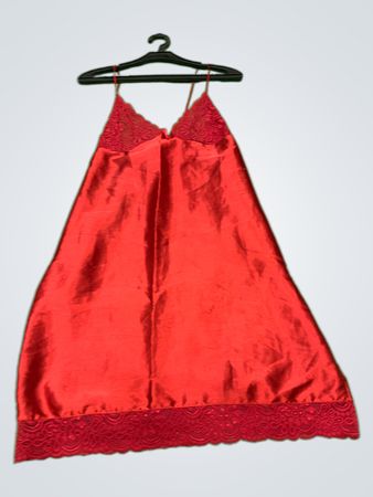 Rotes Satin-Nachthemd mit Spitzenbesatz
