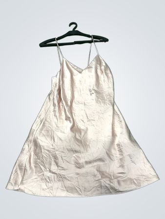 Frauen Pfirsichfarbenes Unterkleid