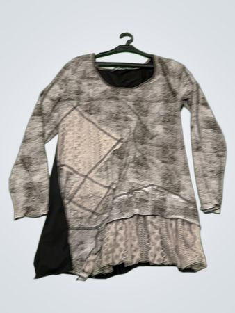 VOTREMODE Graues und Schwarzes Langarmshirt