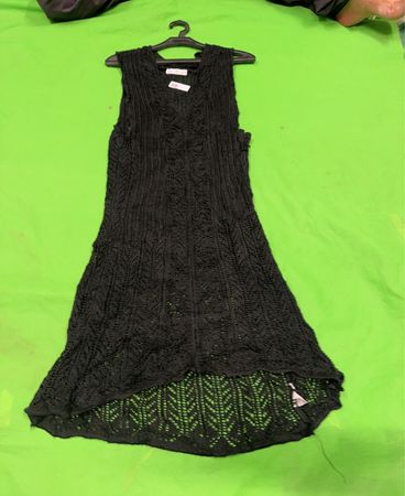 Schwarzes Häkelspitzenkleid