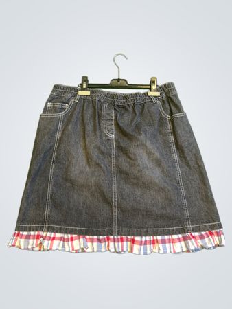 Jeansrock mit kariertem Rüschensaum