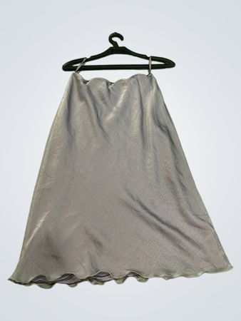 Grau Kleid
