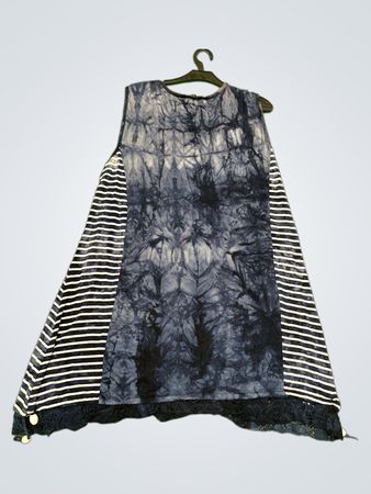 SS.V. 50 Kleid