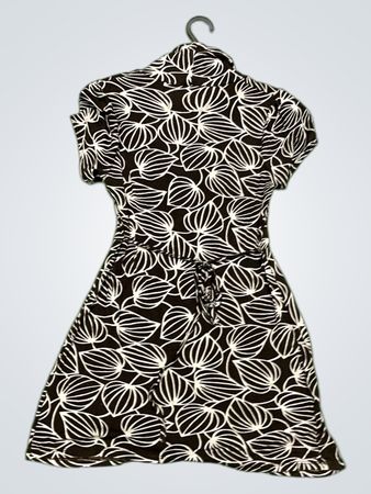 Promod Schwarz-Weiße Blattmuster Kleid