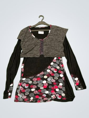 Vintage Vanguard Women's Long Sleeve Top with Patterned Panel