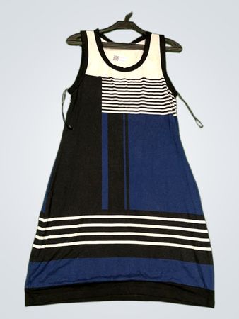 Yessica! Ärmelloses Maxi-Kleid mit geometrischem Druck