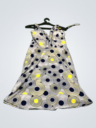 Kleid mit Kreisdruck