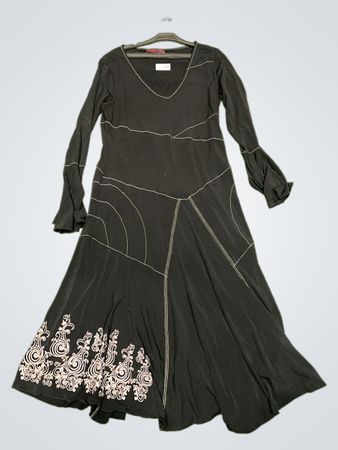 Multiples Creator Schwarzes Kleid mit besticktem Saum