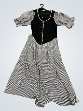 Schwarz-weißer Vichykaro-Kleid