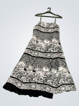 Steilmann Schwarz-Weiße Gemusterte Kleid mit Rüsche Saum