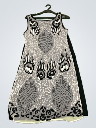 Promod ärmelloses verziertes Kleid