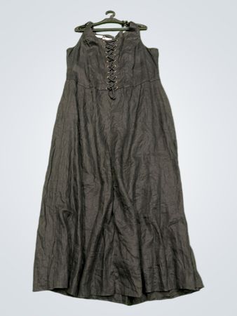 Schwarzes Maxikleid mit Schnürung vorne