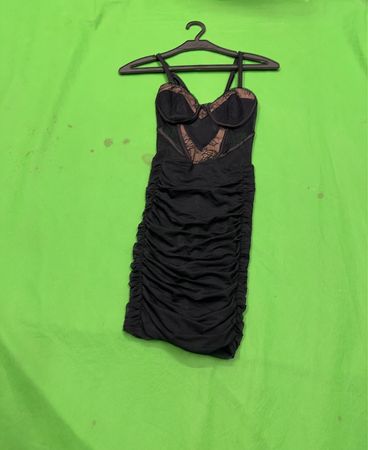 Bershka Schwarzes Raffung Bodycon Mini Kleid