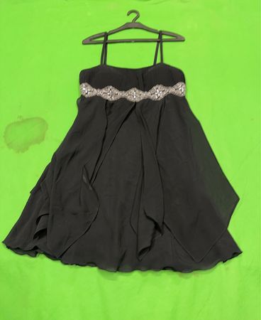 Schwarzes Perlenverziertes Trägerkleid