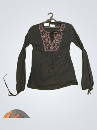 Caroll Black Verziertes Langarmoberteil