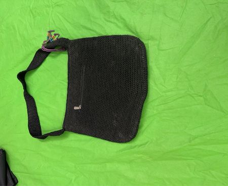 Die Sak Black Woven Shoulder Bag