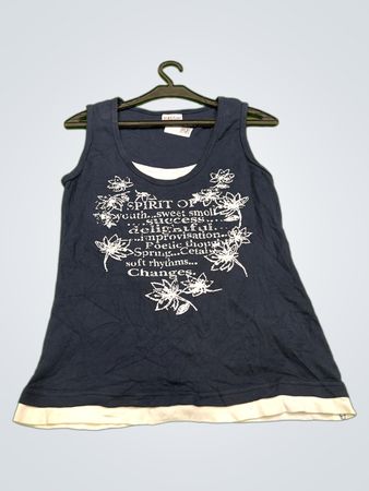 BIAGGINI Ärmelloses Tanktop mit floralem Druck und Text