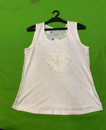 ZE-ZE Damen Weißes Spitzen-Tanktop mit Herz Detail