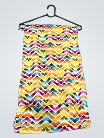 Röhrenkleid mit Zickzackmuster