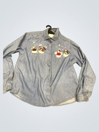 Christopher & Banks Blue Denim Shirt mit Schneemannstickerei