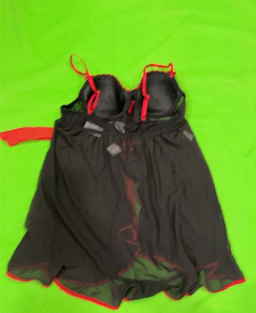 Linea Donatella Schwarzes und Rotes Babydoll