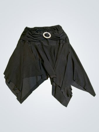 Schwarze Skirt mit verzierten Bund