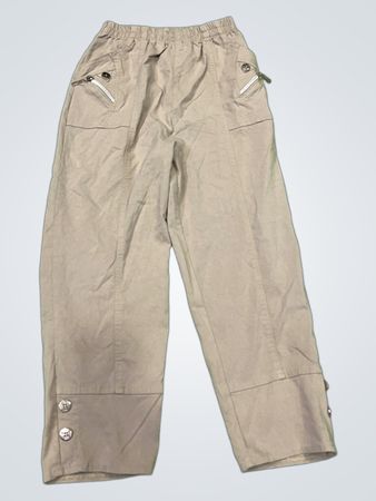 Beige Hosen