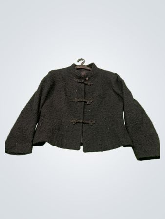 Schwarze strukturierten Jacke mit Froschverschluss