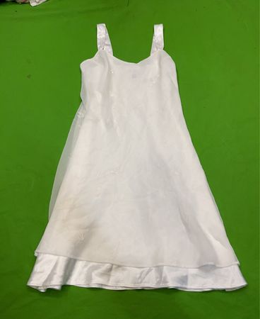 Weißes transparentes Kleid