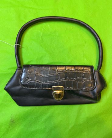Schwarze Krokoprägung Schultertasche