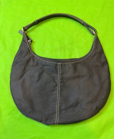 Schwarze Hobo-Handtasche